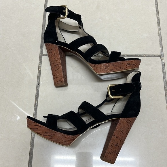 Rosegold Suede Platform Strappy Open Toe Sandal Heels | Size 6.5 - Picture 2 of 10